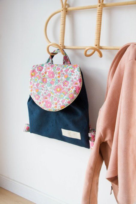Sac cartable Liberty Mia velours bleu marine
