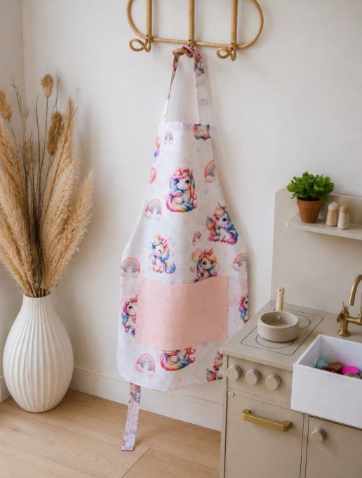 Tablier licorne -rose taille 6-12 ans