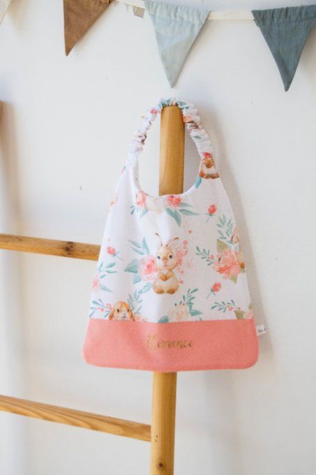 Bavoir de cantine lapin spring corail
