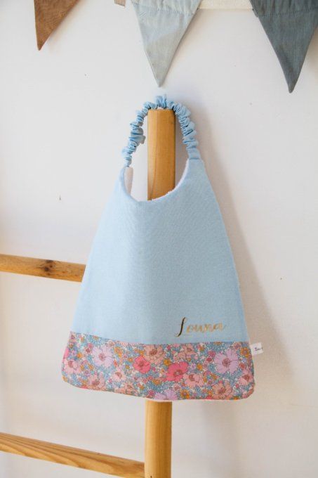 Bavoir de cantine  bleu ciel liberty beautiful 