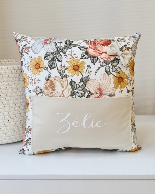 Coussin range tétine et doudou fleurs de jade poche beige